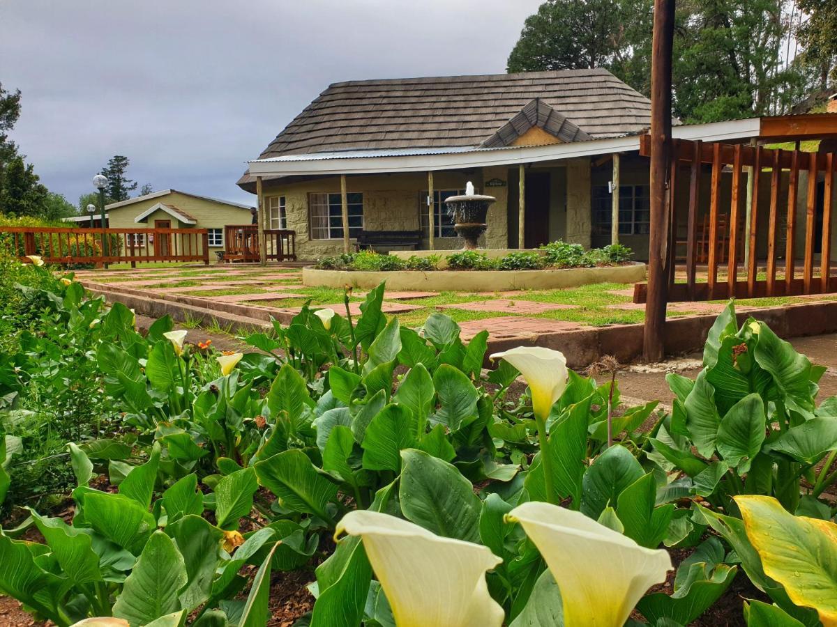 Gooderson Leisure Mountain View Cottages Self Catering And Timeshare Resort Drakensberg Garden Exterior foto